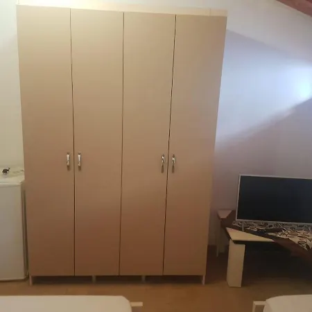 Albergue George Kastriot *